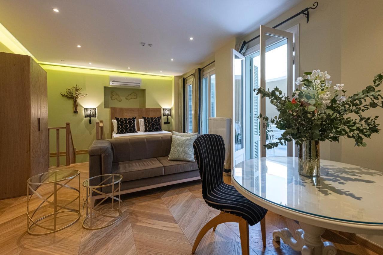 Ipelhome - Plaka Boutique Apartments Athén Kültér fotó