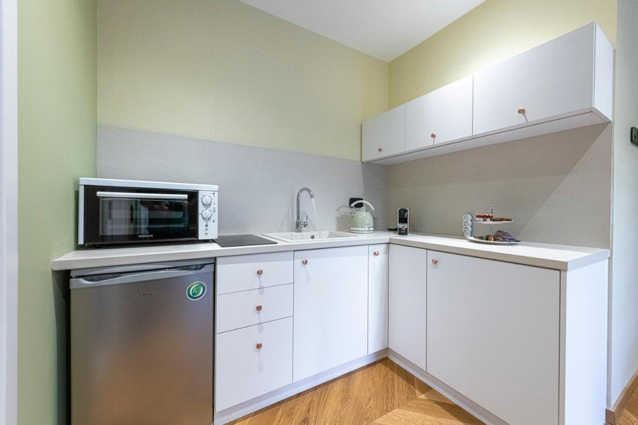 Ipelhome - Plaka Boutique Apartments Athén Kültér fotó