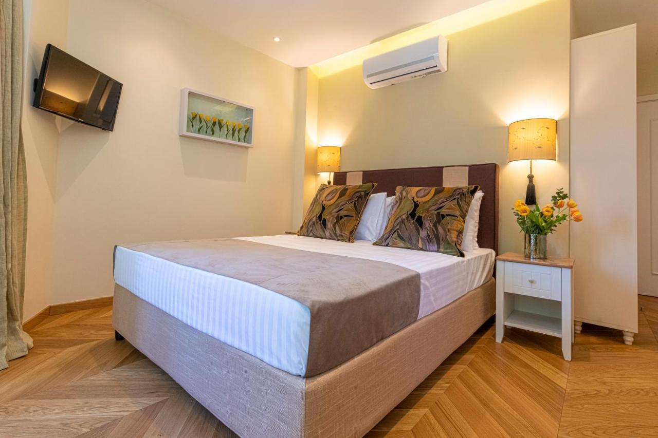 Ipelhome - Plaka Boutique Apartments Athén Kültér fotó