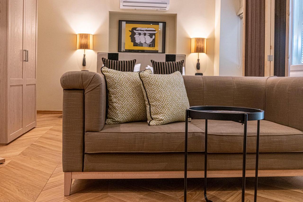Ipelhome - Plaka Boutique Apartments Athén Kültér fotó
