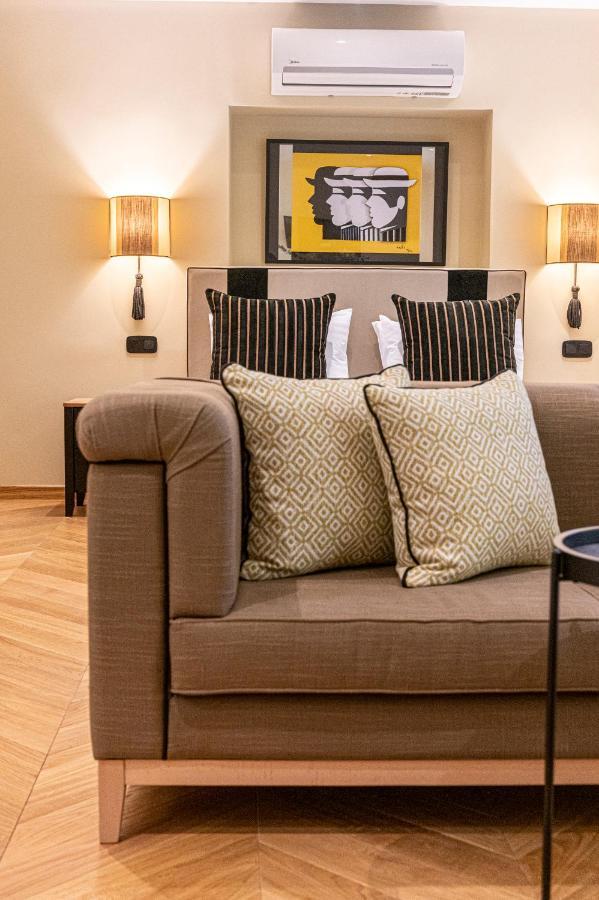 Ipelhome - Plaka Boutique Apartments Athén Kültér fotó