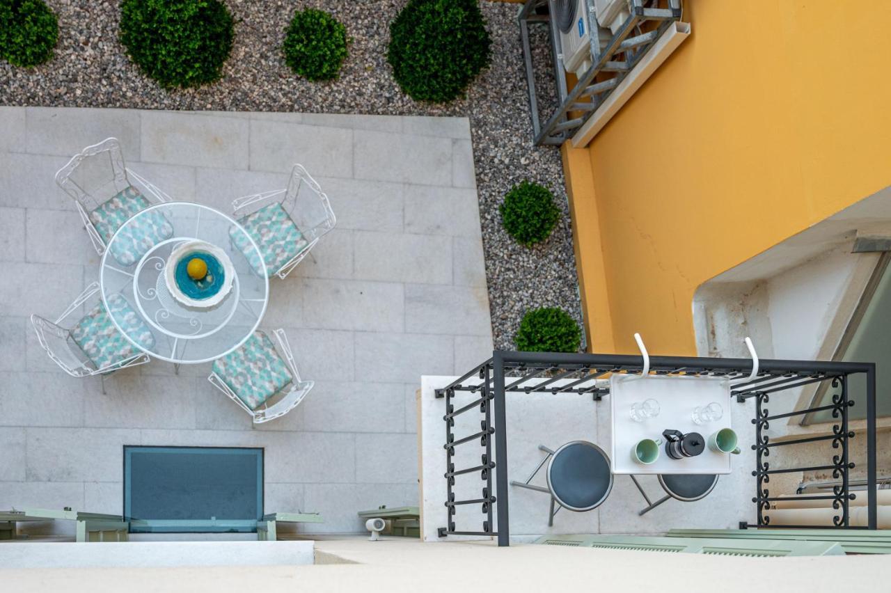 Ipelhome - Plaka Boutique Apartments Athén Kültér fotó