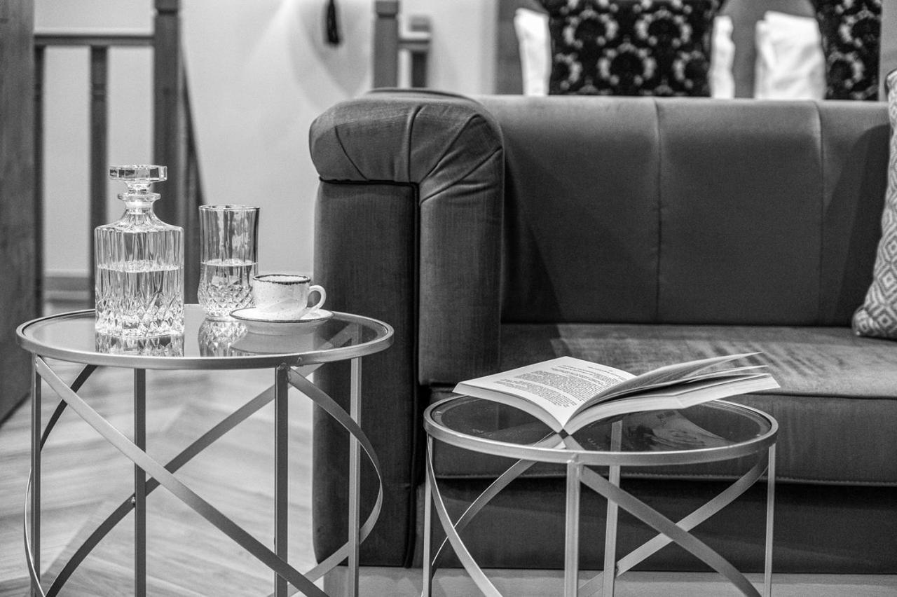 Ipelhome - Plaka Boutique Apartments Athén Kültér fotó